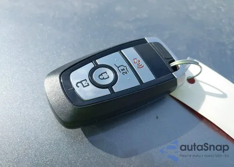 2022 Ford Explorer Xlt from USA, damaged, VIN 1FMSK8DH7NGA74186